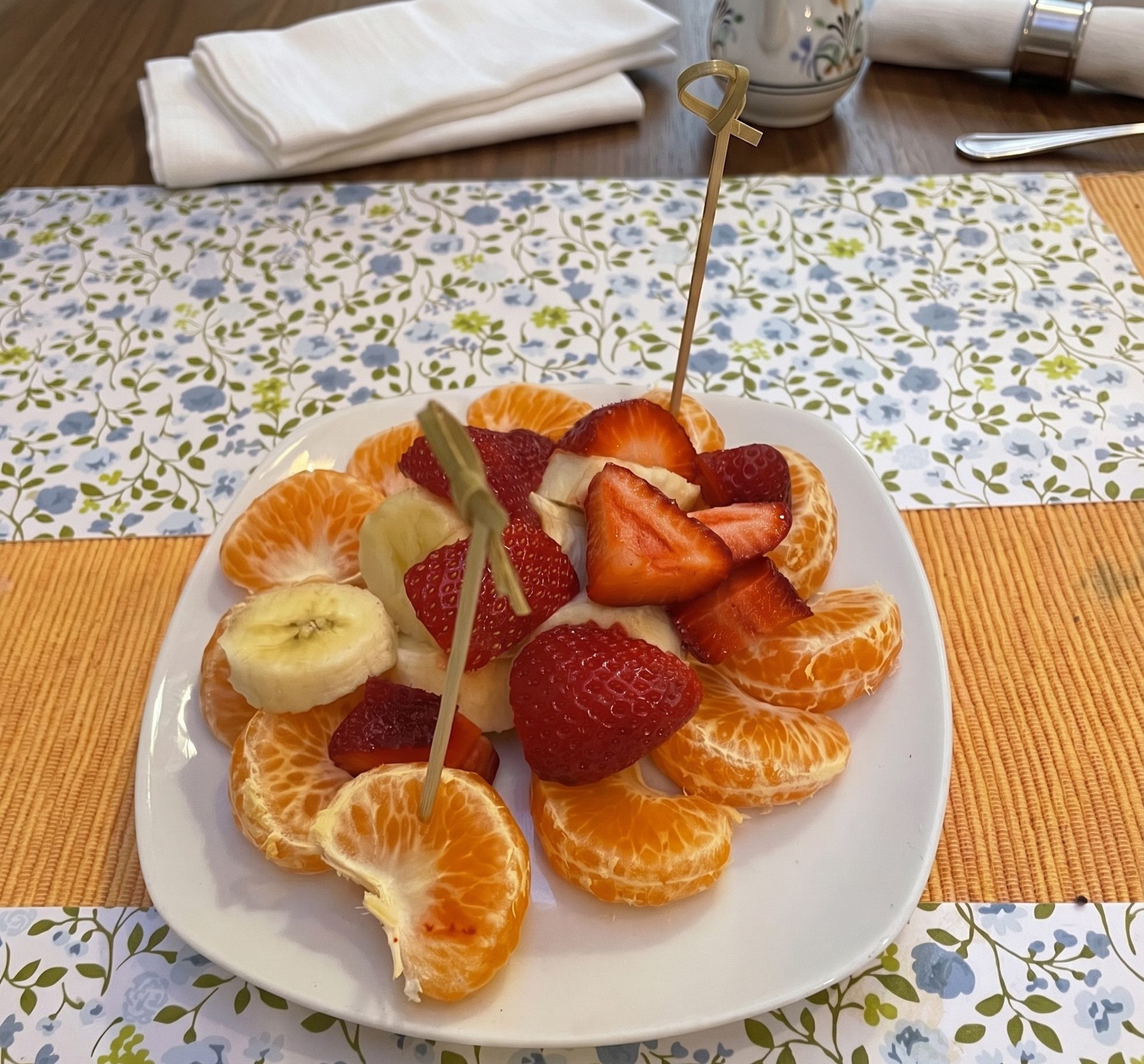 Fresh fruit and raki